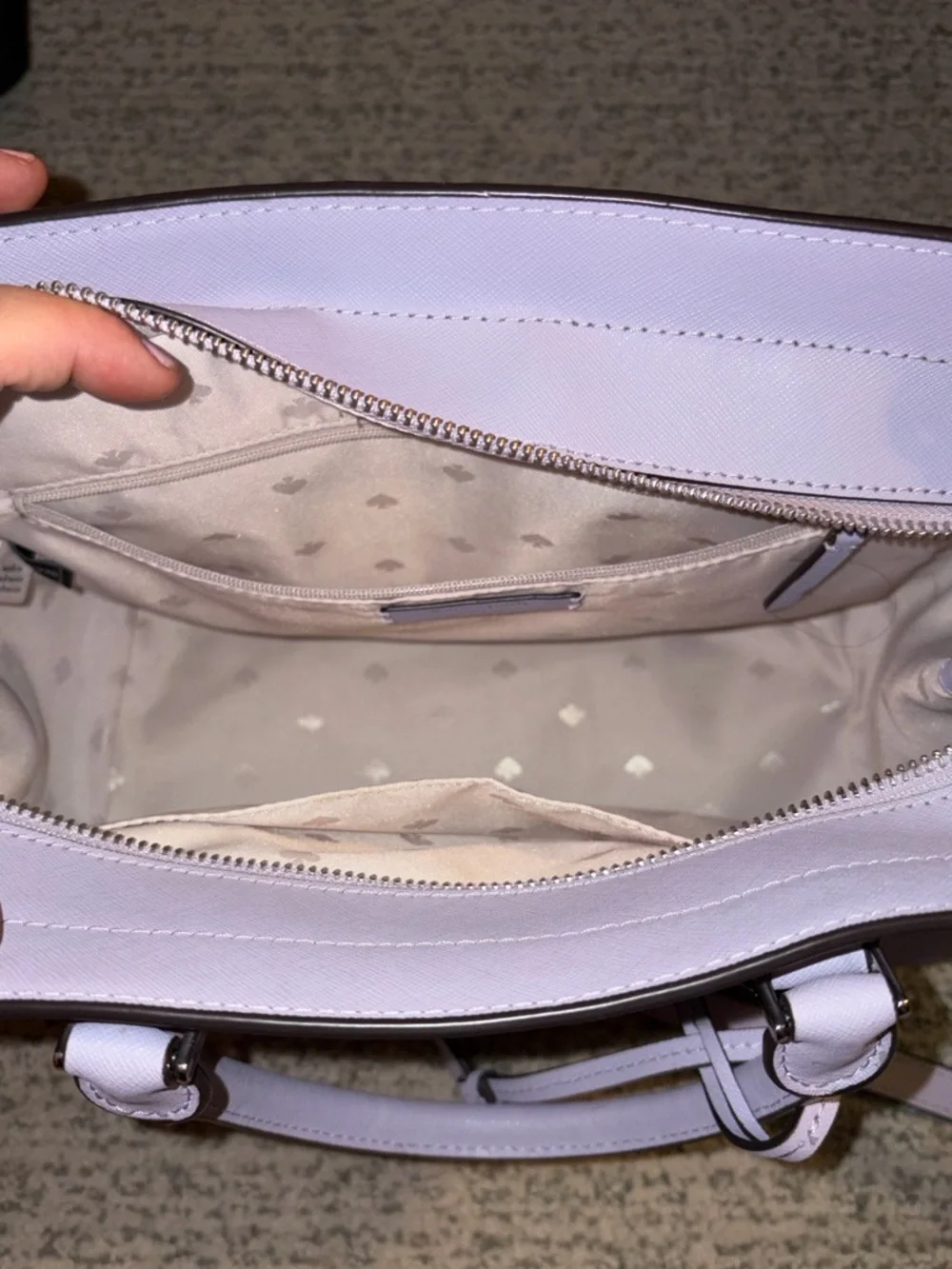 Kate Spade lilac/lavender medium leather handbag. - Picture 2 of 5